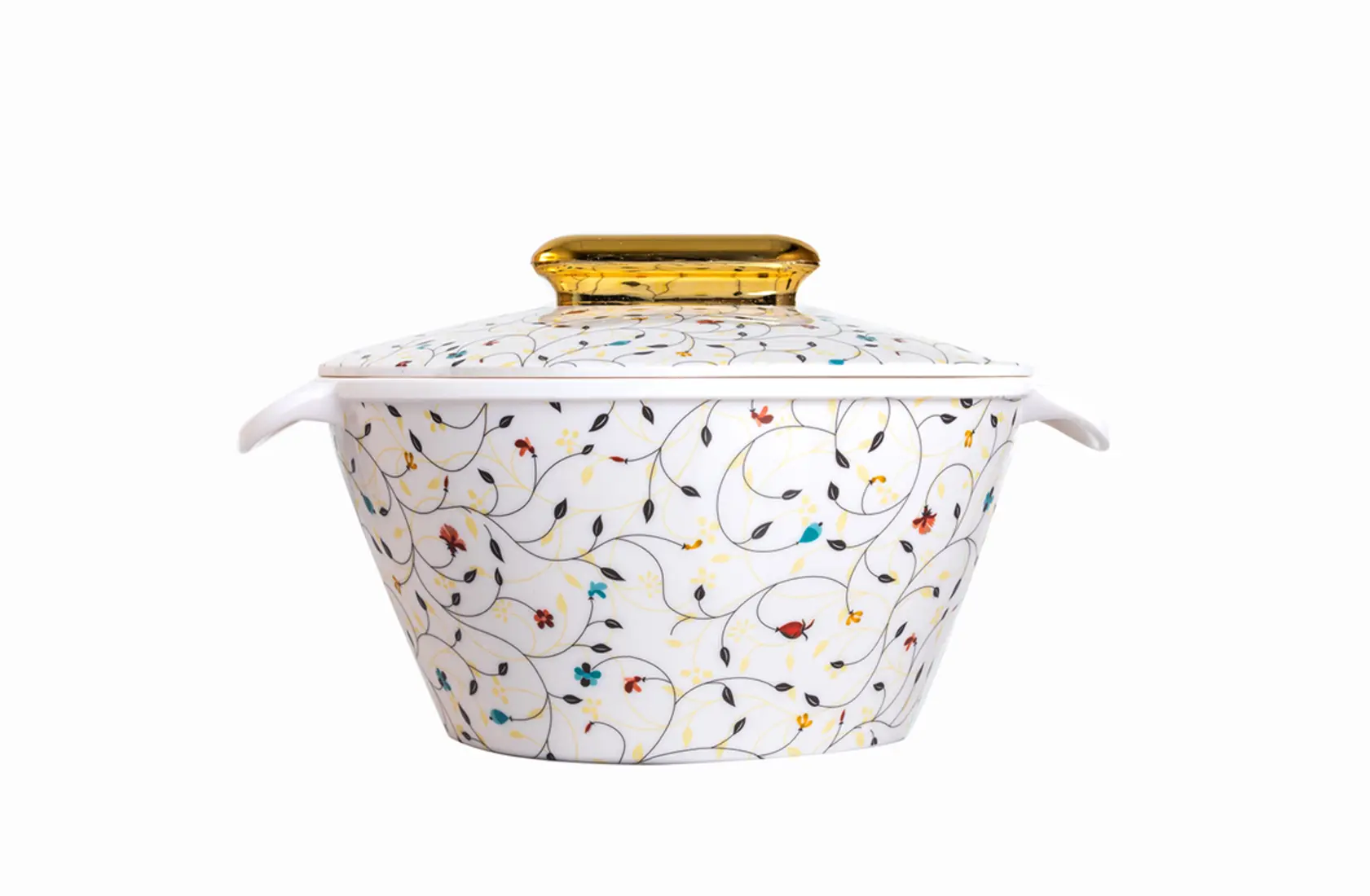 "Heritage style dinner set with traditional floral pattern"
